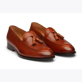 Classic Sharp Tassel Loafers