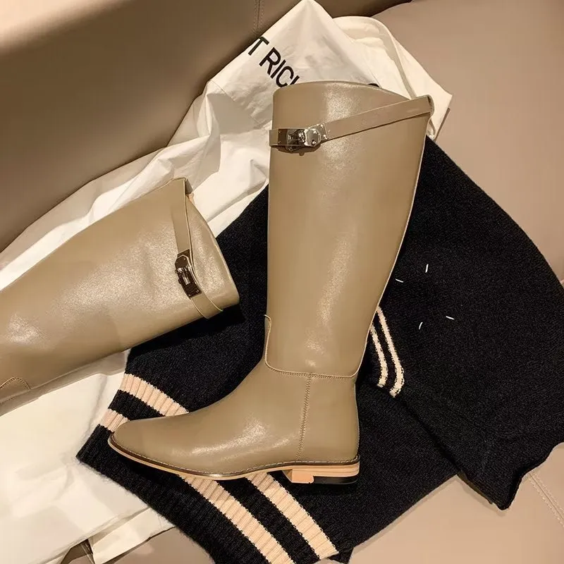 Ostranuxe Ebonique Boots