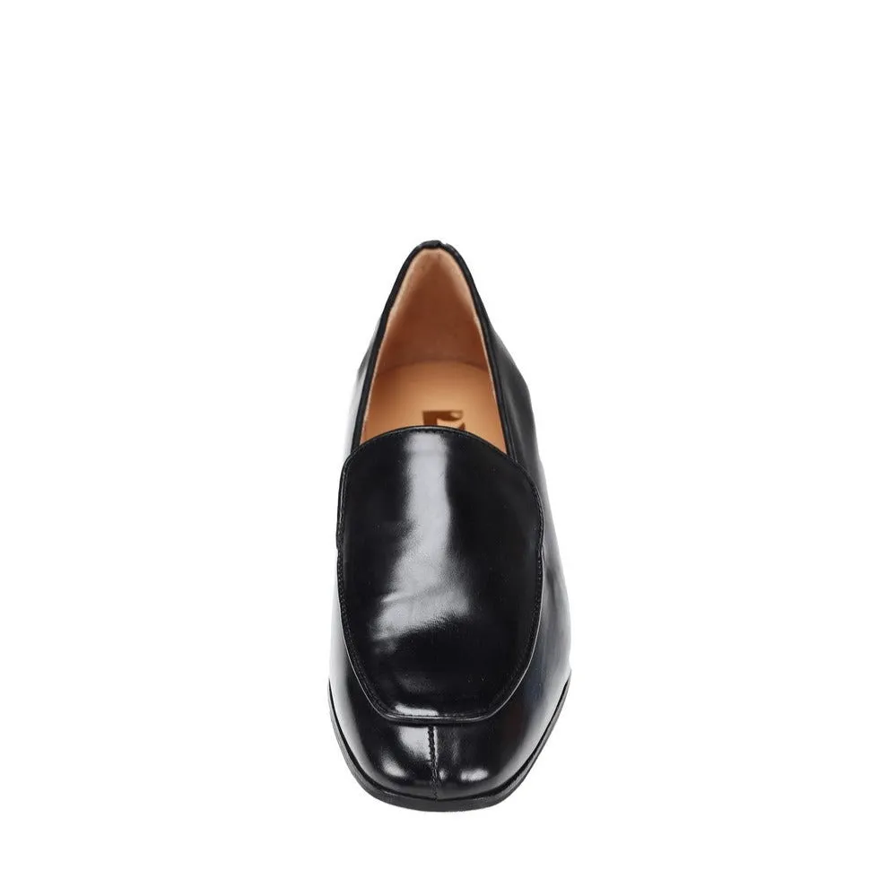 PRYSILLA Black Loafer