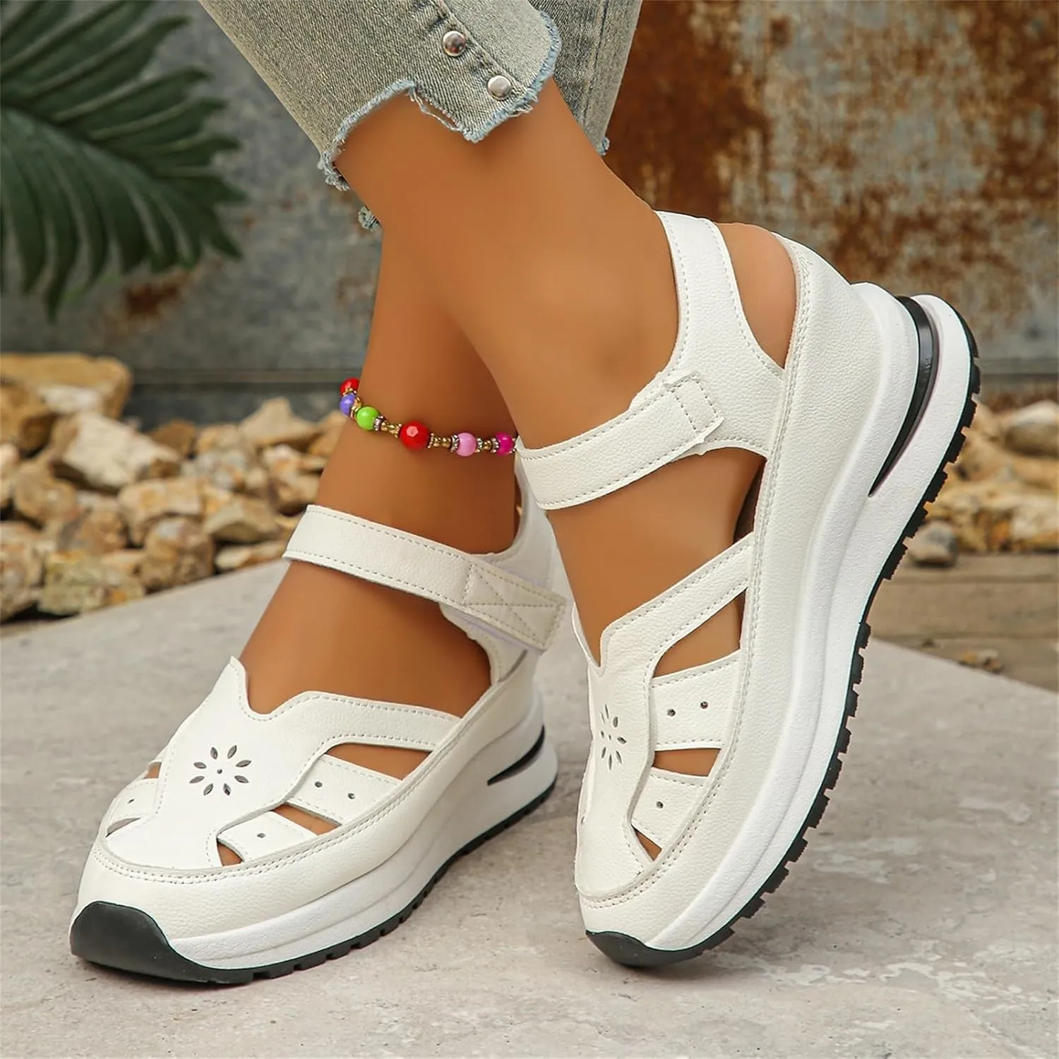 Women's Hollow Out Sandals Breathable Platform Wedge Sandal Leather Closed Toe Shoes Comfortable Casual Roman Sandals Height-Boosting Thick Sole Shoe 2025 Stylish Dressy Business Shoes