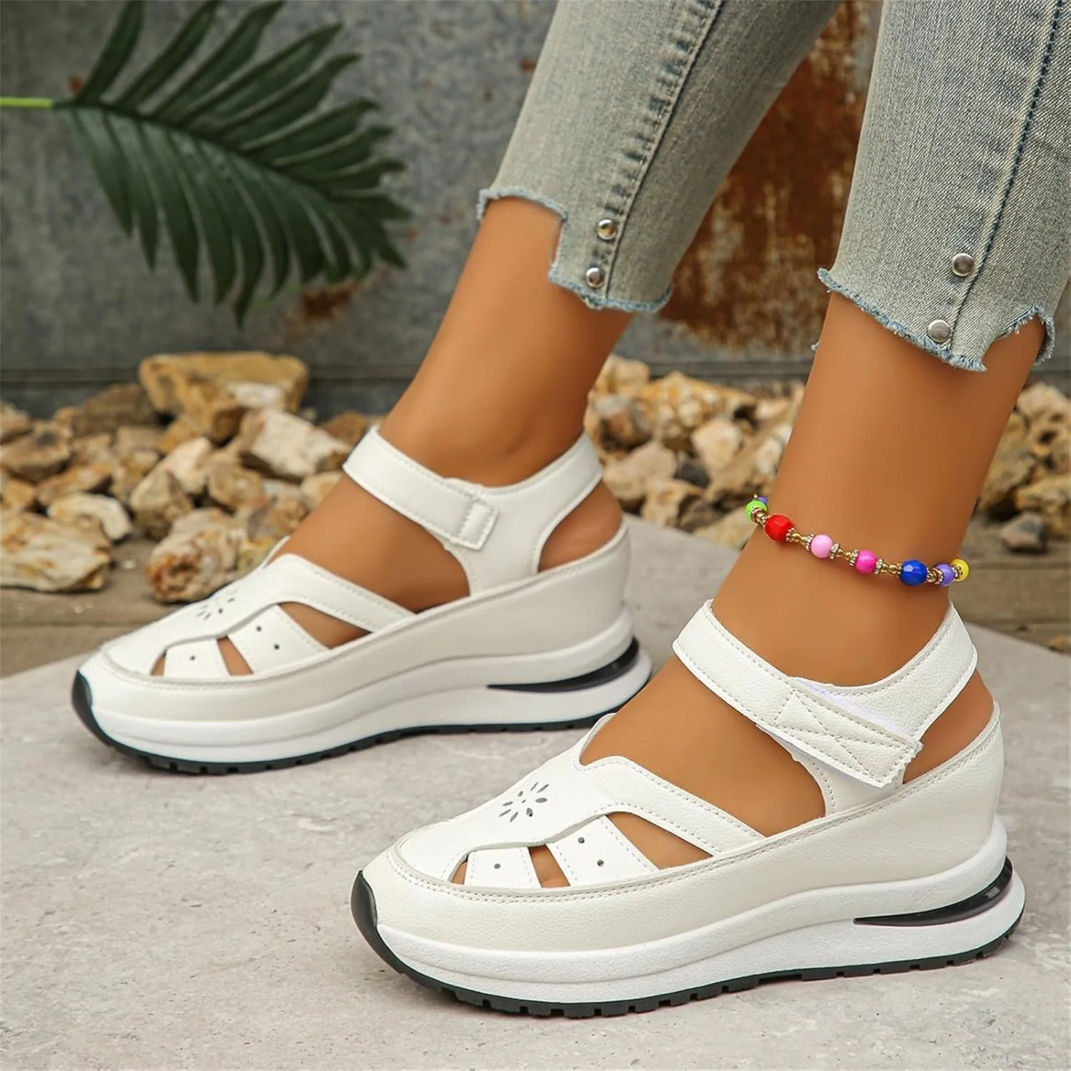 Women's Hollow Out Sandals Breathable Platform Wedge Sandal Leather Closed Toe Shoes Comfortable Casual Roman Sandals Height-Boosting Thick Sole Shoe 2025 Stylish Dressy Business Shoes