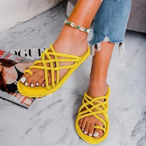 Women's ring toe woven criss platform sandals
