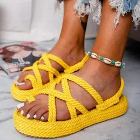 Women's ring toe woven criss platform sandals